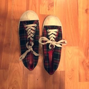 Airwalk Plaid Sneakers
